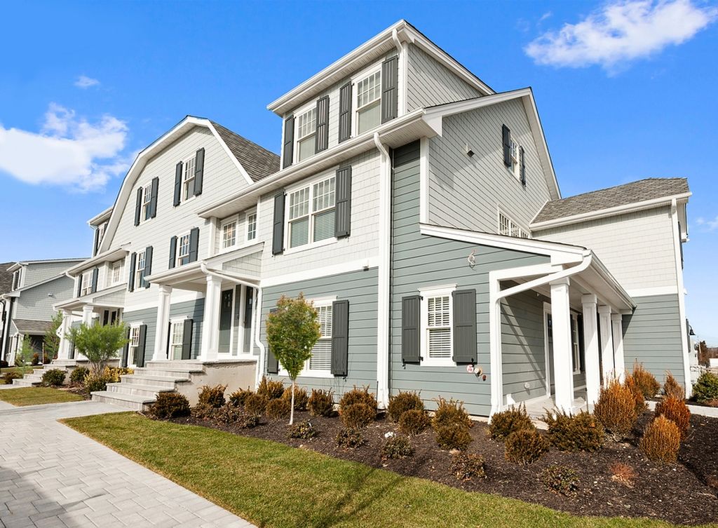 The Southampton Pointe Condos are Unveiled and Look Pretty Good