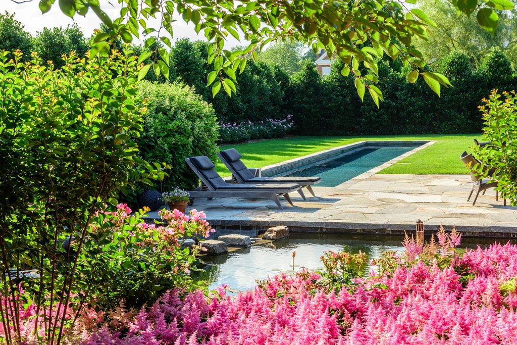 A Magical Oasis on Meeting House Lane in Amagansett Behind The Hedges