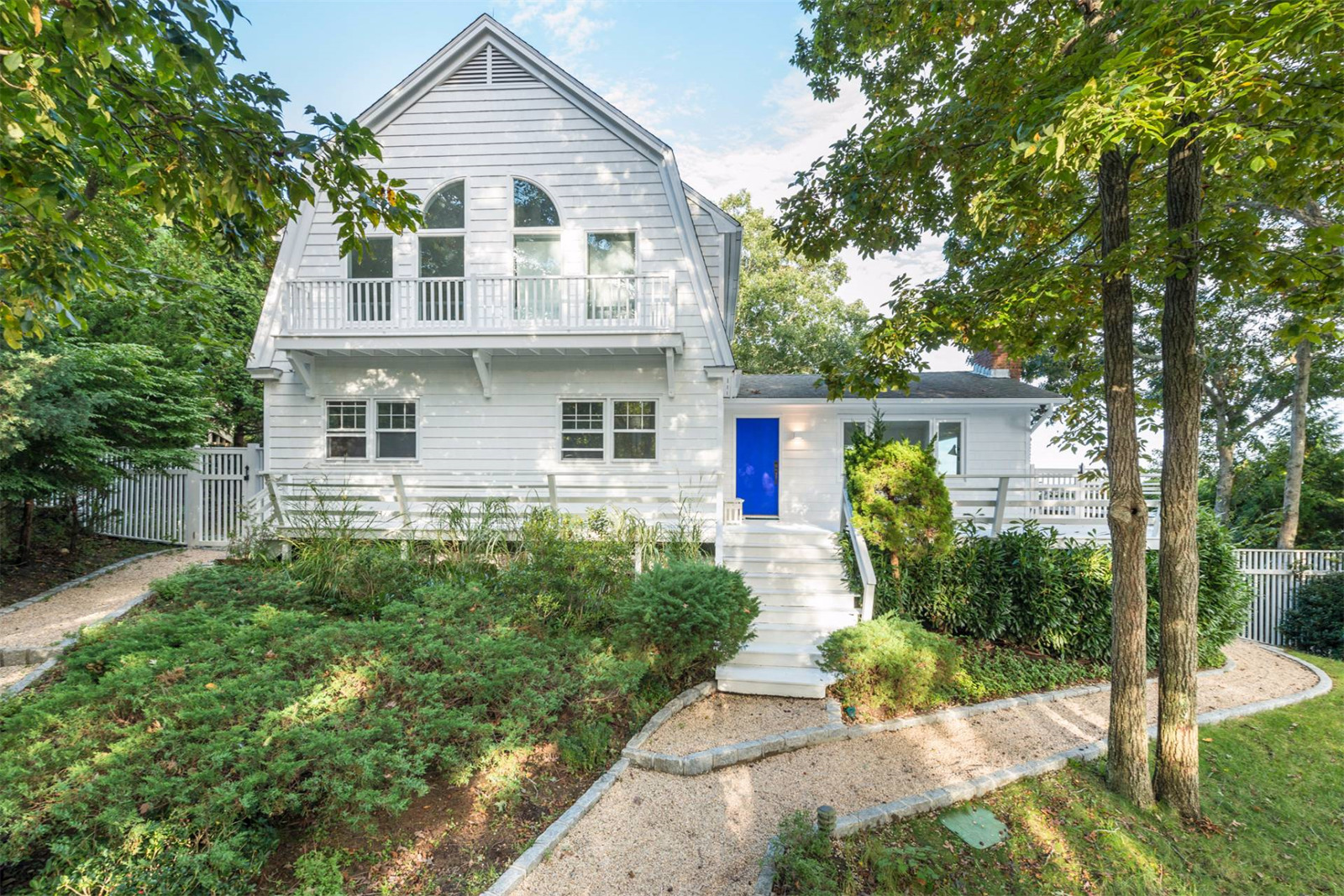 A Homey Bayview Property in Barnes Landing for 2 Million Behind The Hedges