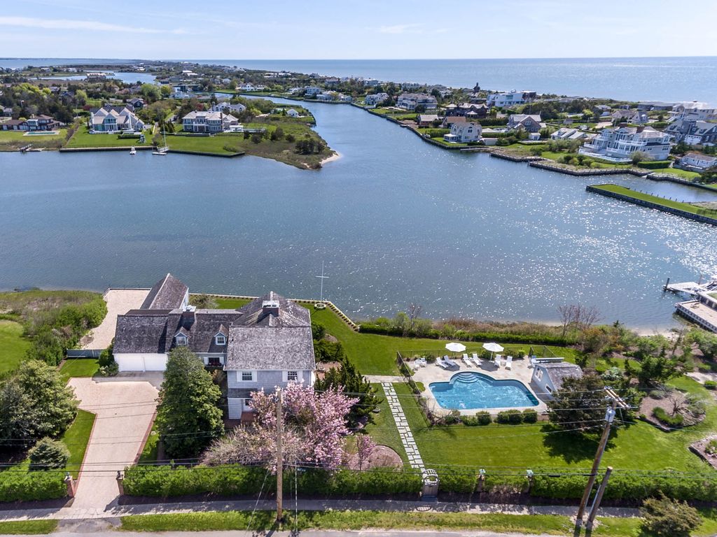 Three Haunted Hamptons Houses You Can Buy Behind The Hedges