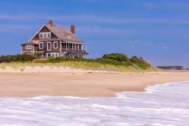 40 Association Rd, Wainscott, NY