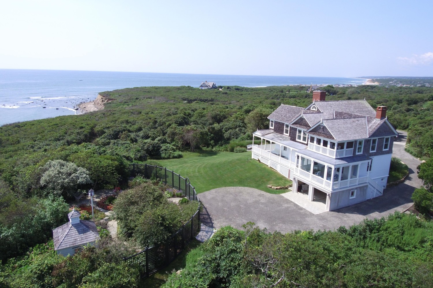 Cavett Cuts the Price of Montauk House 13.5 Million Behind The Hedges
