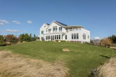 38 Library Av_WH 017