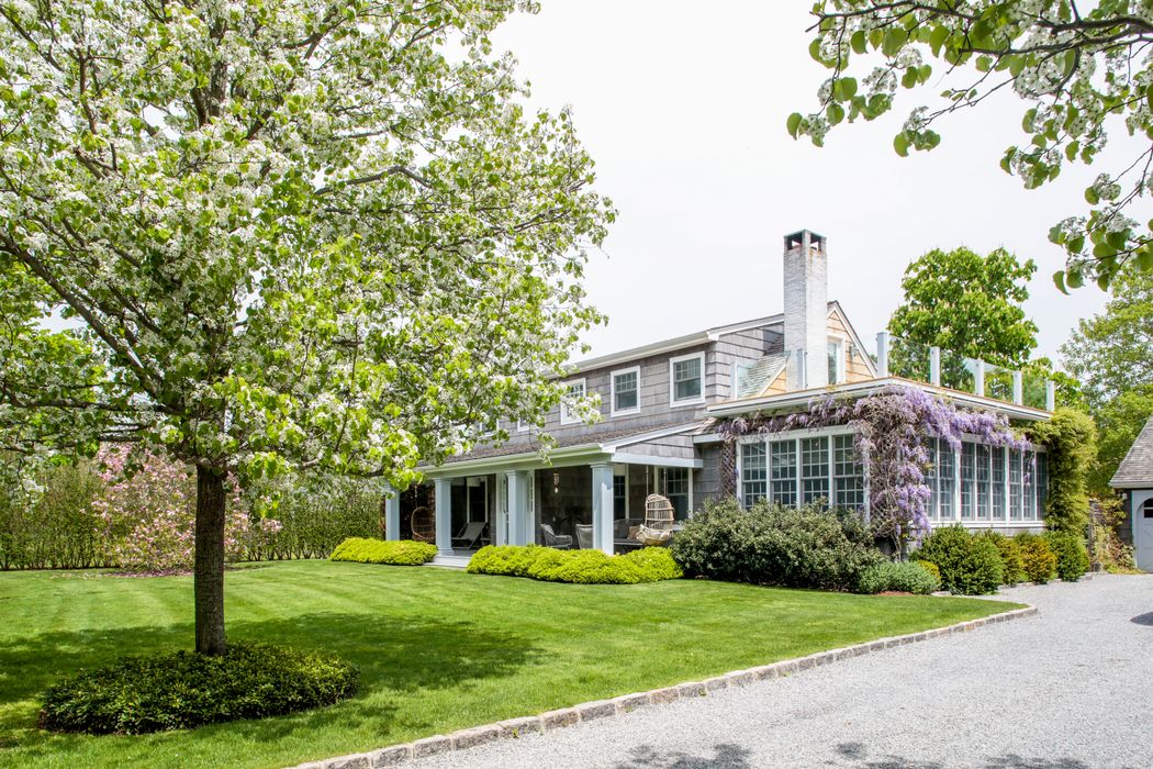 Update Cuomo Property, Gingerbread House, and More in Contract