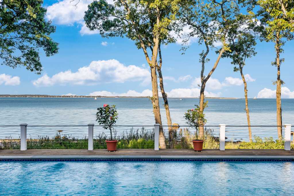 72 Gardiner’s Bay Drive, Shelter Island