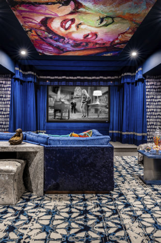Theater by Barbara Ostrom Associates and Badilla Painters, Inc.; Photo: Barbara Ostrom Associates