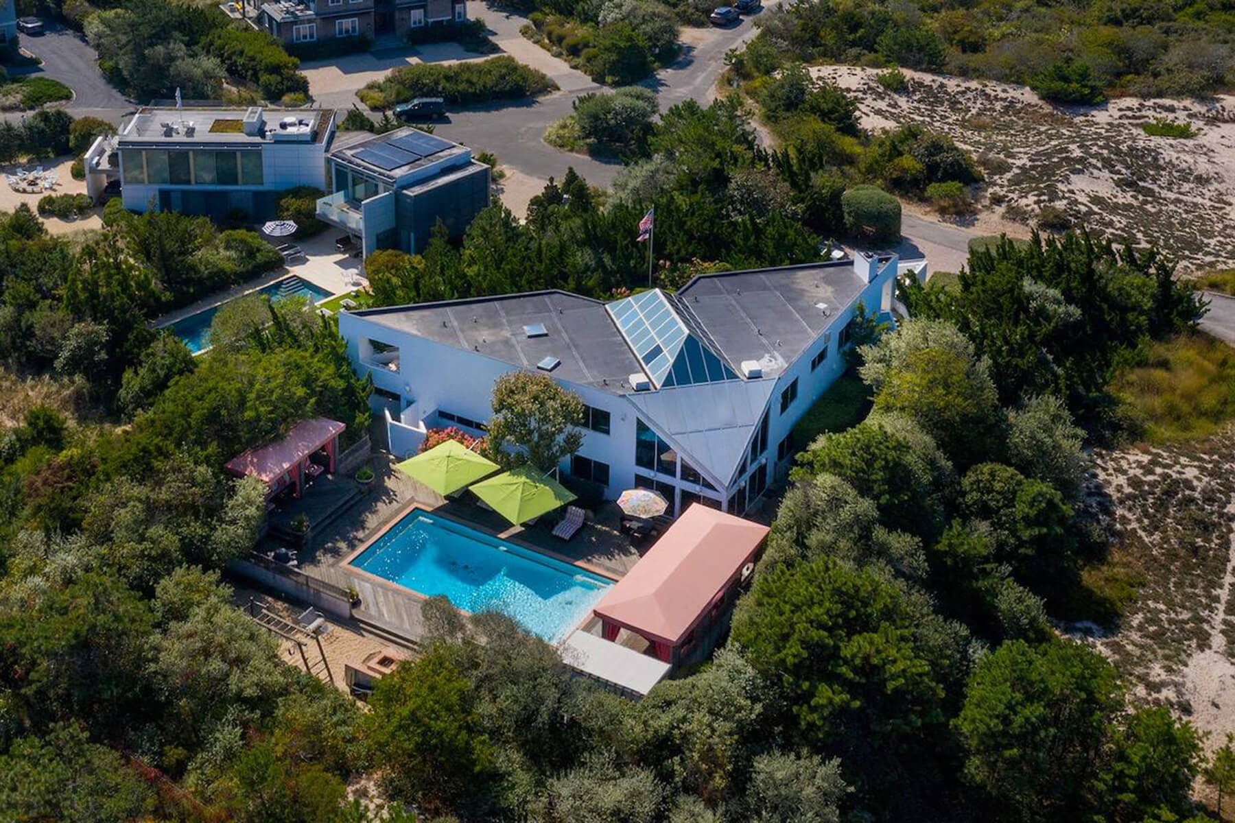 'Dream Spot' on Amagansett Dunes Asking 12.45 Million Behind The Hedges