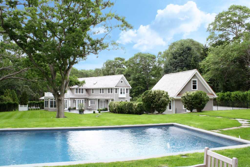 105 Cove Hollow Road, East Hampton