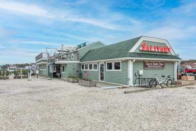 Salivar’s, 470 West Lake Drive, Montauk