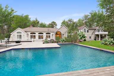 25 Crooked Highway, East Hampton
