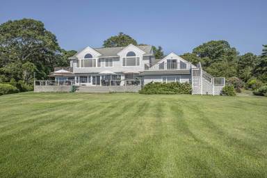 14 Carmel Lane, Hampton Bays