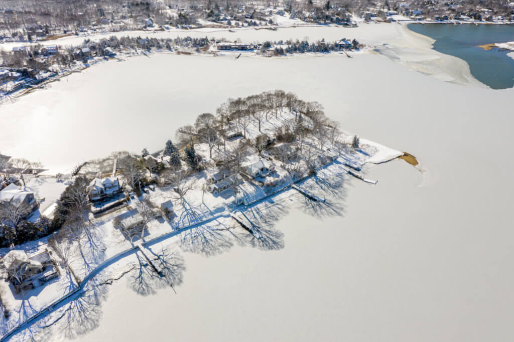 2 Bluff Point Road, Sag Harbor