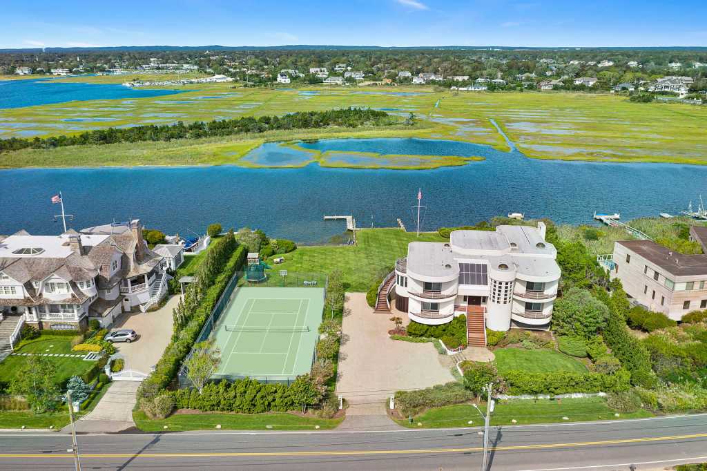 132 Dune Road, Westhampton Beach