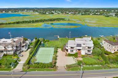 132 Dune Road, Westhampton Beach