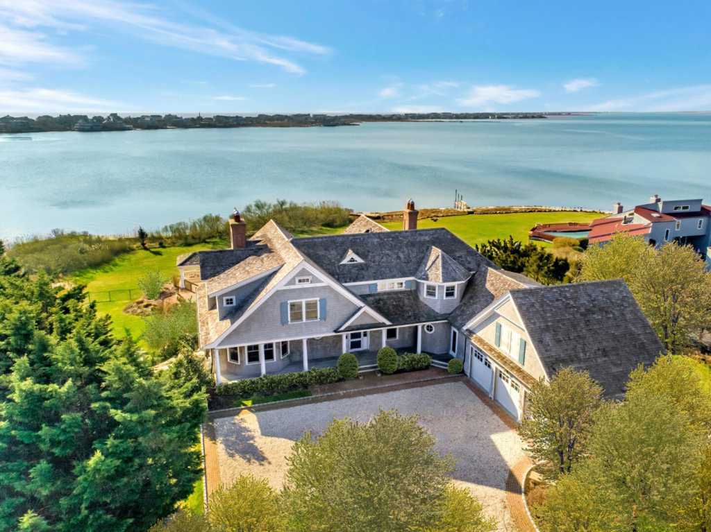 23 Stacy Drive, Westhampton Beach