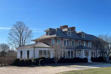 25 Quimby Lane, Bridgehampton