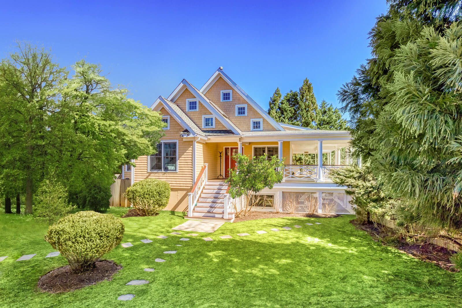 Shelter Island Hideaway, Asking Just Under 2 Million, Up for Grabs