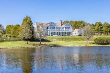 37 Parrish Pond Lane, Southampton