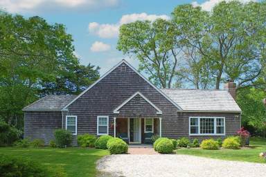 86 Oak View Highway, East Hampton