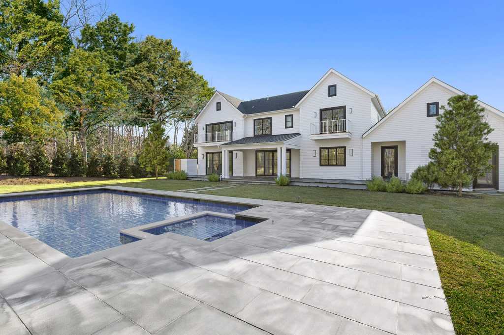 5 Rogers Court, Sag Harbor