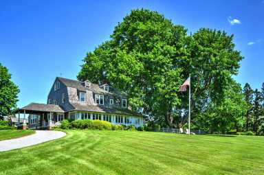 John Healey, Saunders & Associates, Hamptons, real estate