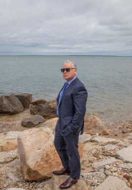 Edward Seisdedos