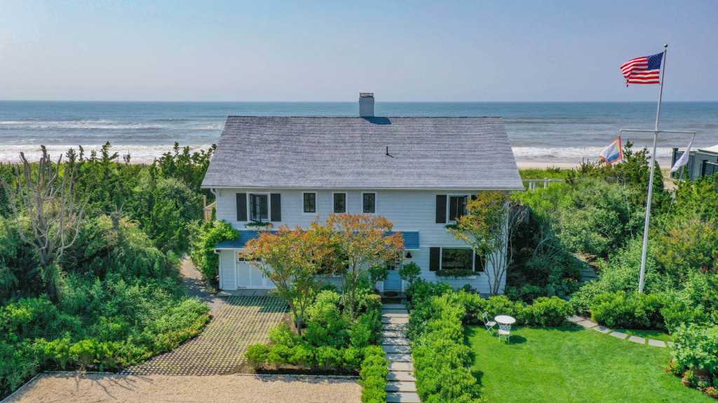 192 Dune Road, Quogue