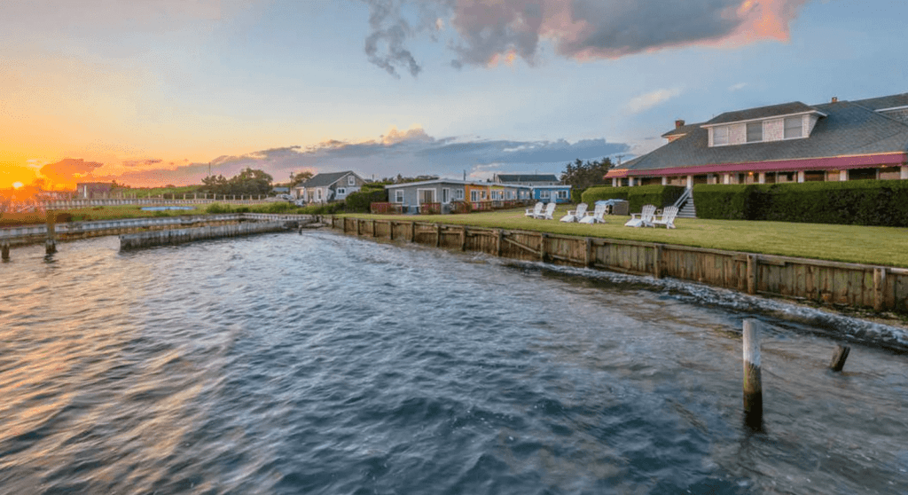 32 Lighthouse, Hampton Bays