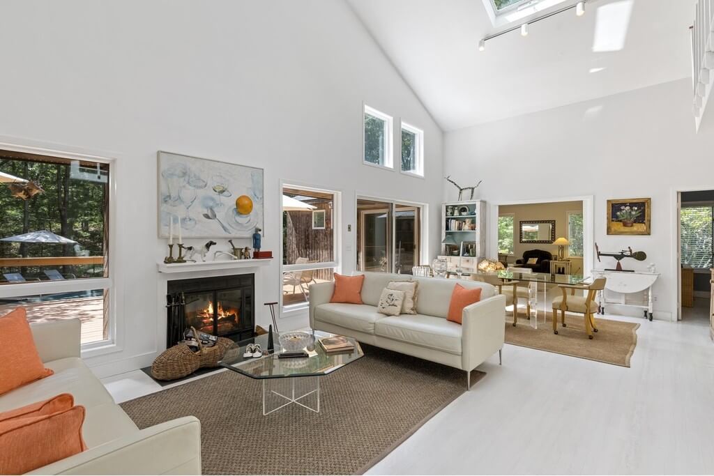 Home Designed by Seasoned Traveler and Others Being Shown This Weekend