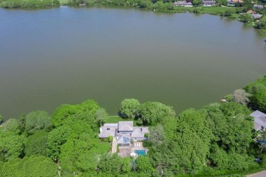 230 Mill Pond Lane, Water Mill