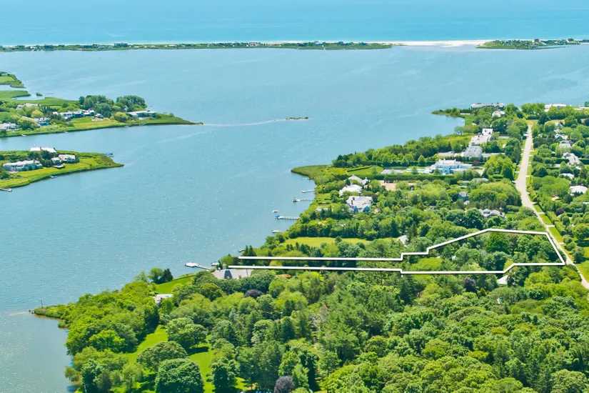 191 Rose Hill Road, Water Mill