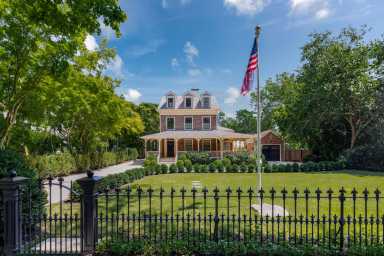241 Main Street, Sag Harbor