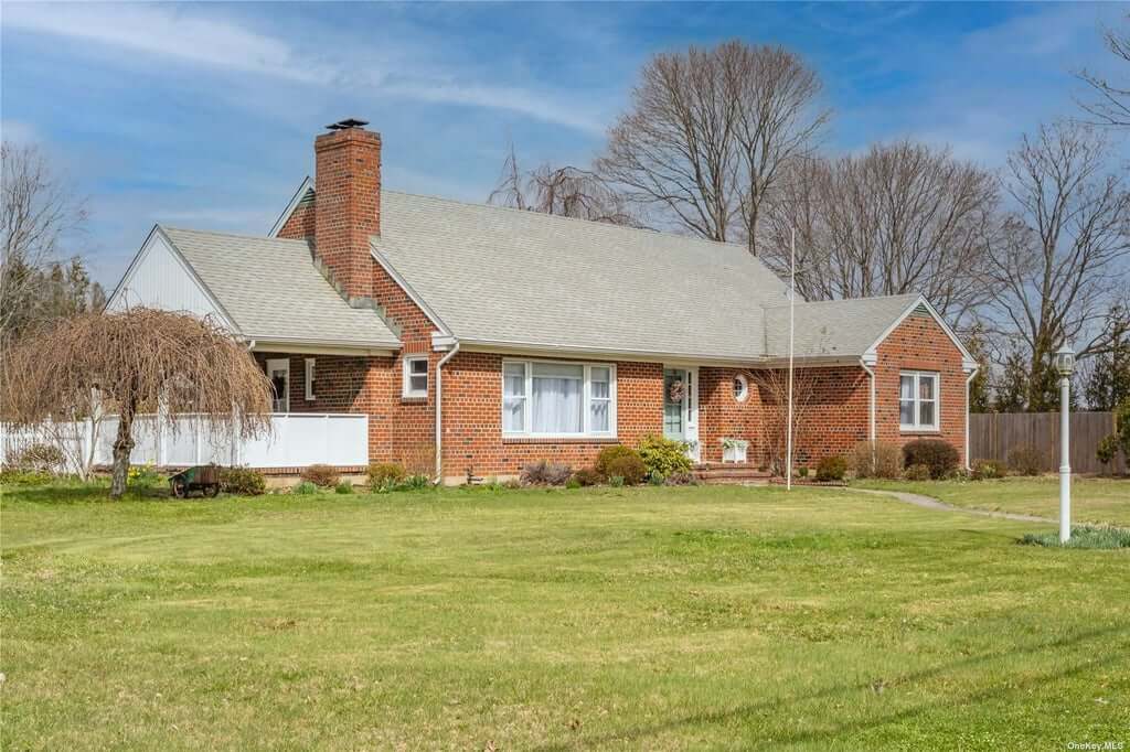 Updated Greenport Bungalow Among North Fork Open Houses