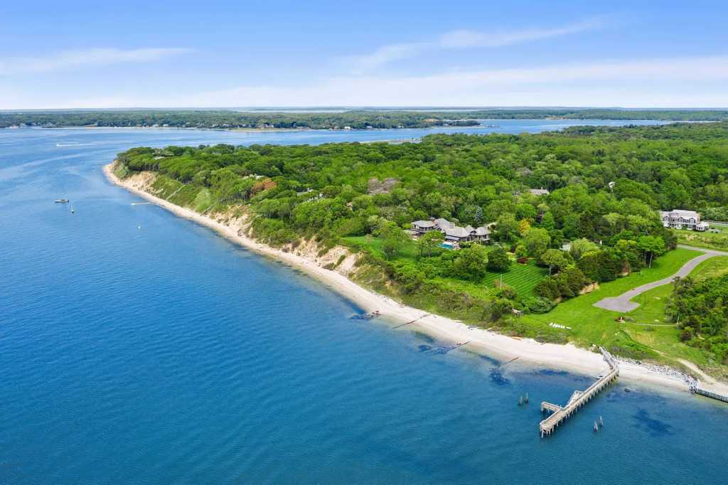 Hamptons open houses