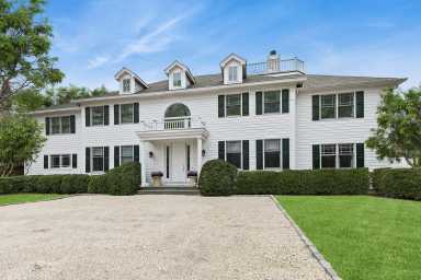Sag Harbor, widow's walk