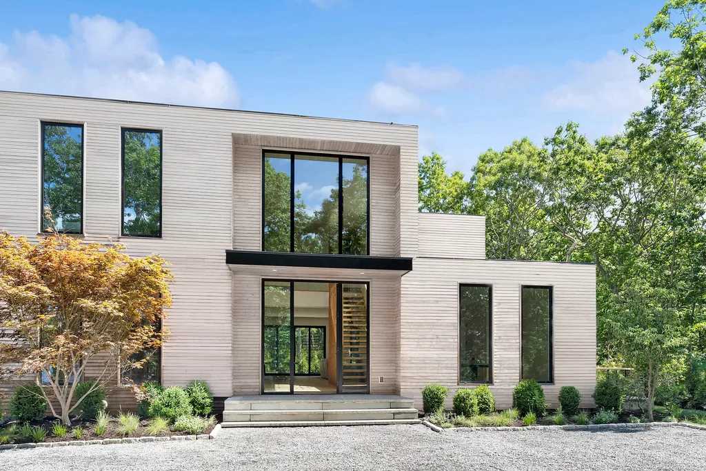 Hamptons open houses
