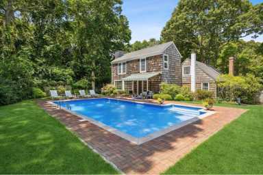 Hamptons open houses