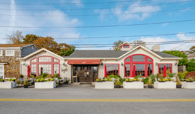 North Fork, Legends, restaurant