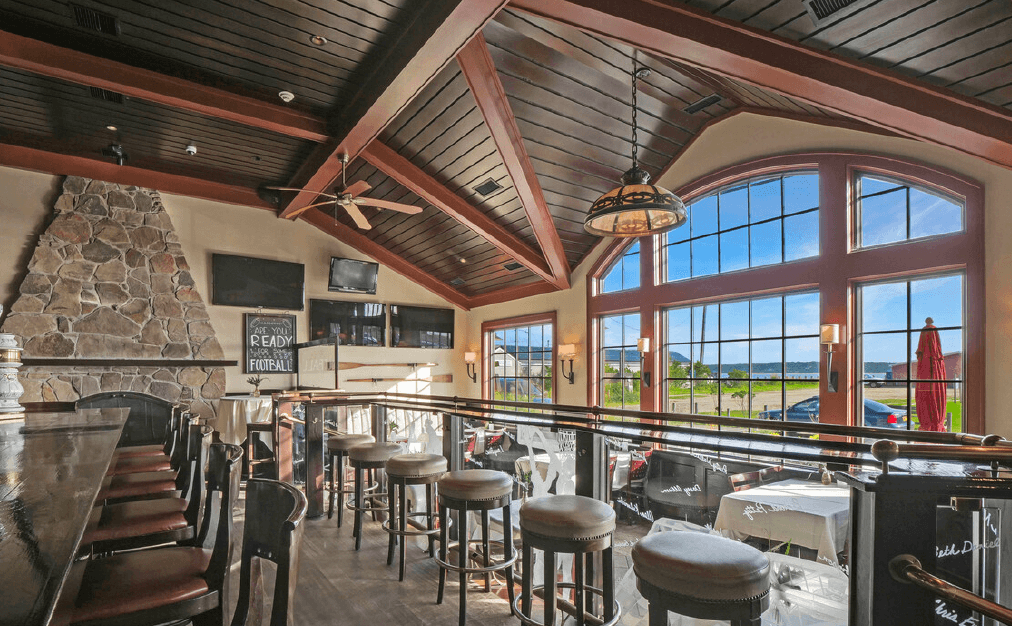 North Fork’s Legends Restaurant, Adjacent Cottages for Sale