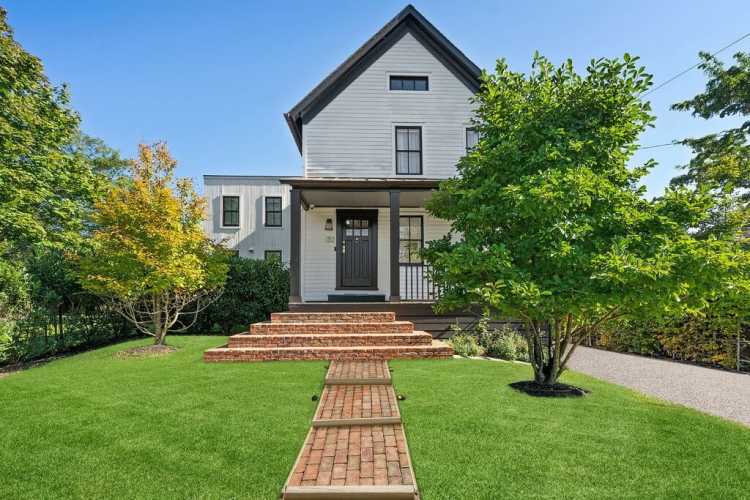 Hamptons open houses