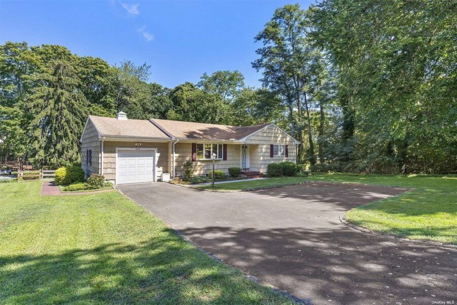 North Fork Open Houses Mattituck Home Suited for a Family