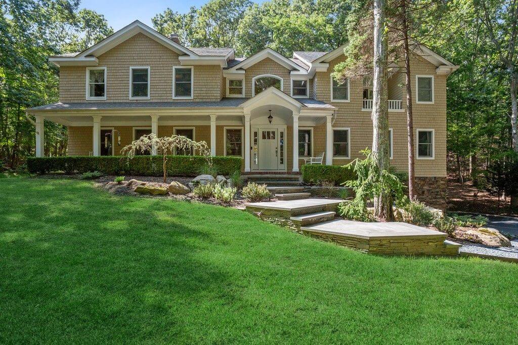 Hamptons Open Houses East Hampton Abode Close to Beach and Bay