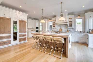 EAST HAMPTON