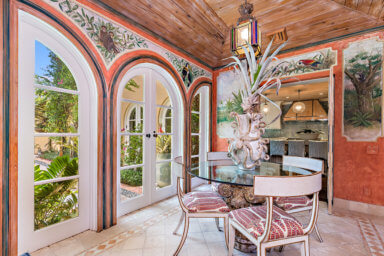 Palm Beach sales