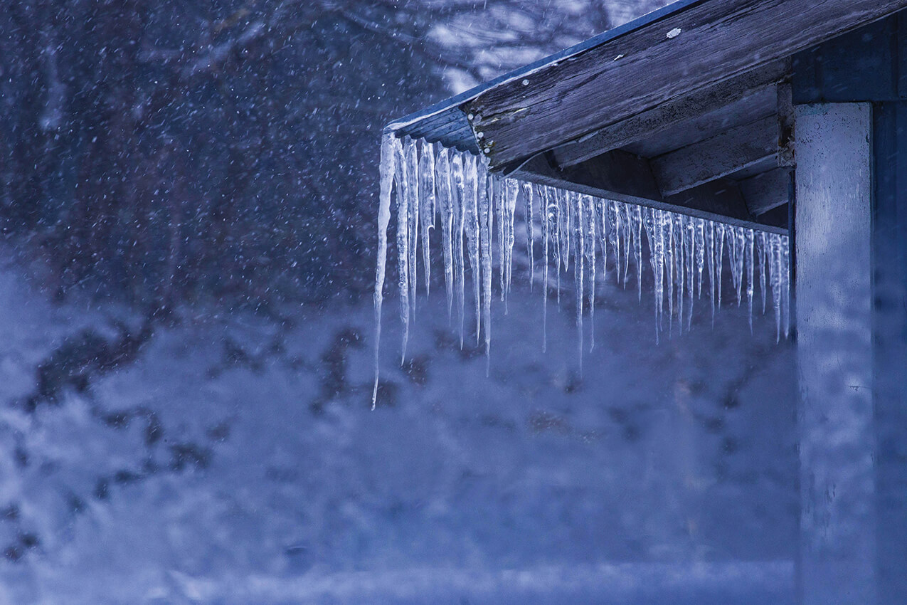 A Homeowners’ Guide to Ice Dams