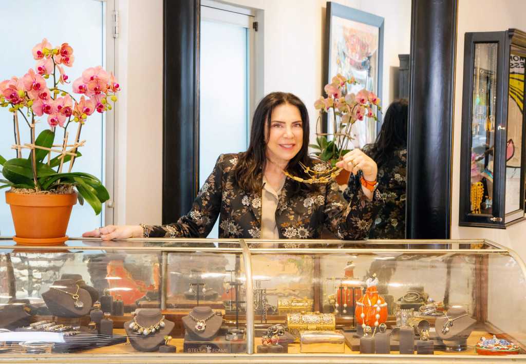Hamptons, new stores, Memorial Day weekend