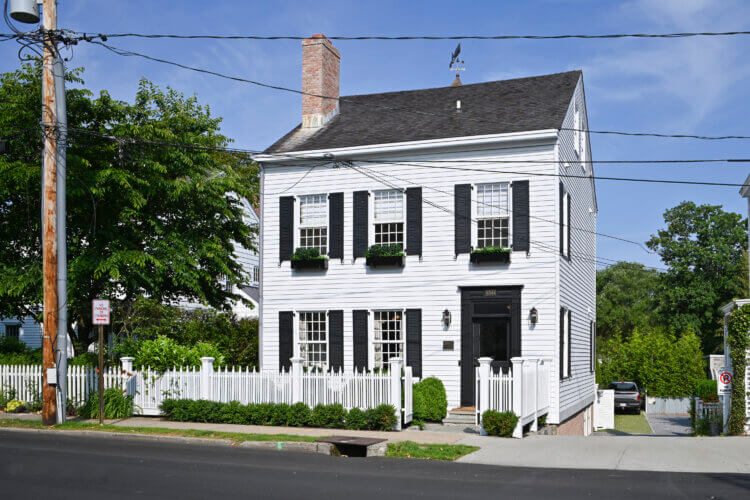 Front of home, 156 Main St, Sag Harbor August rentals