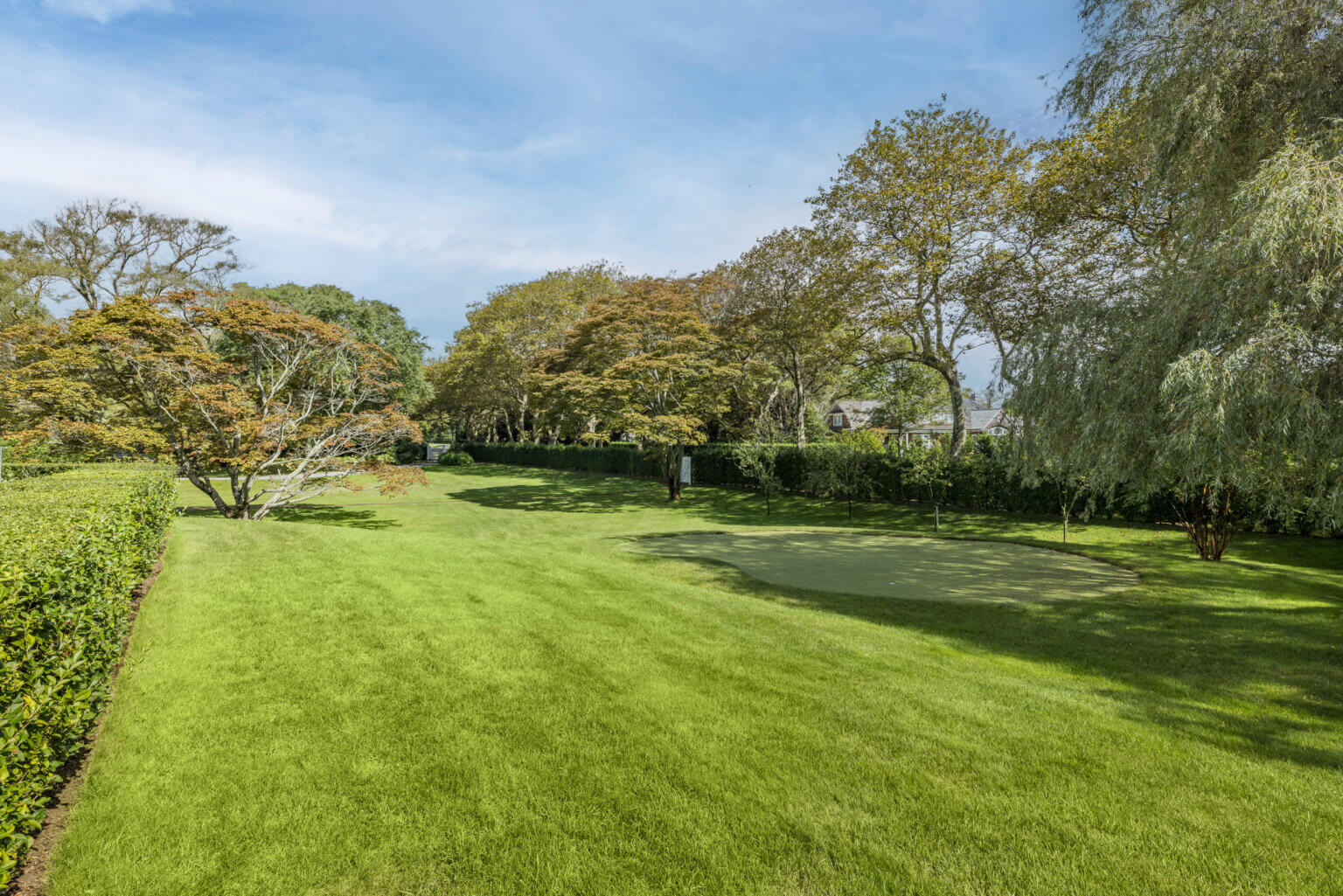 Classic East Hampton ‘Summer Cottage’ on Lily Pond Lane Lists for 25M