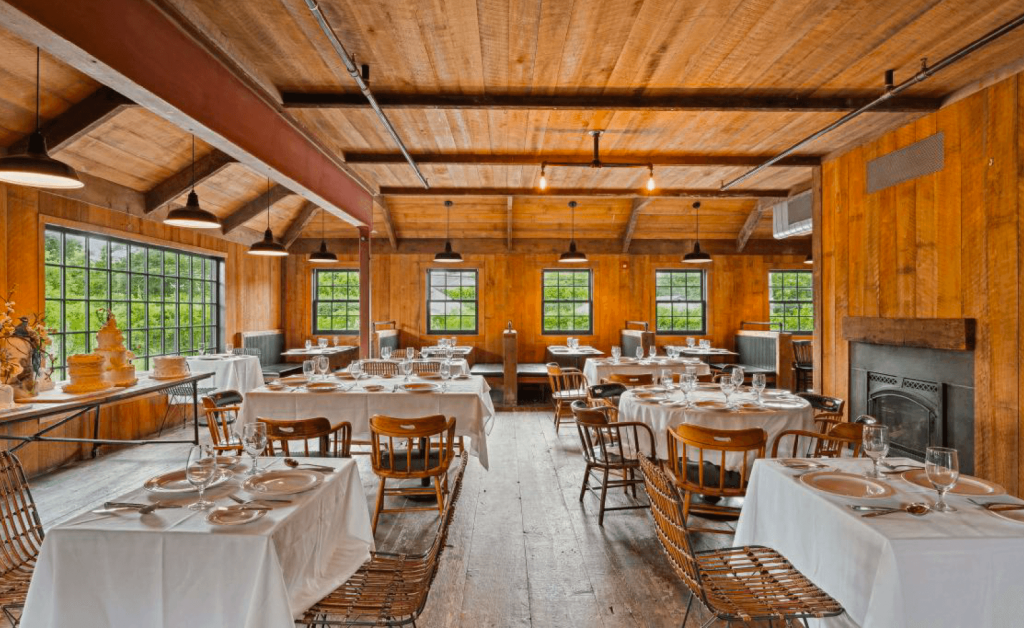 Bridgehampton, restaurant