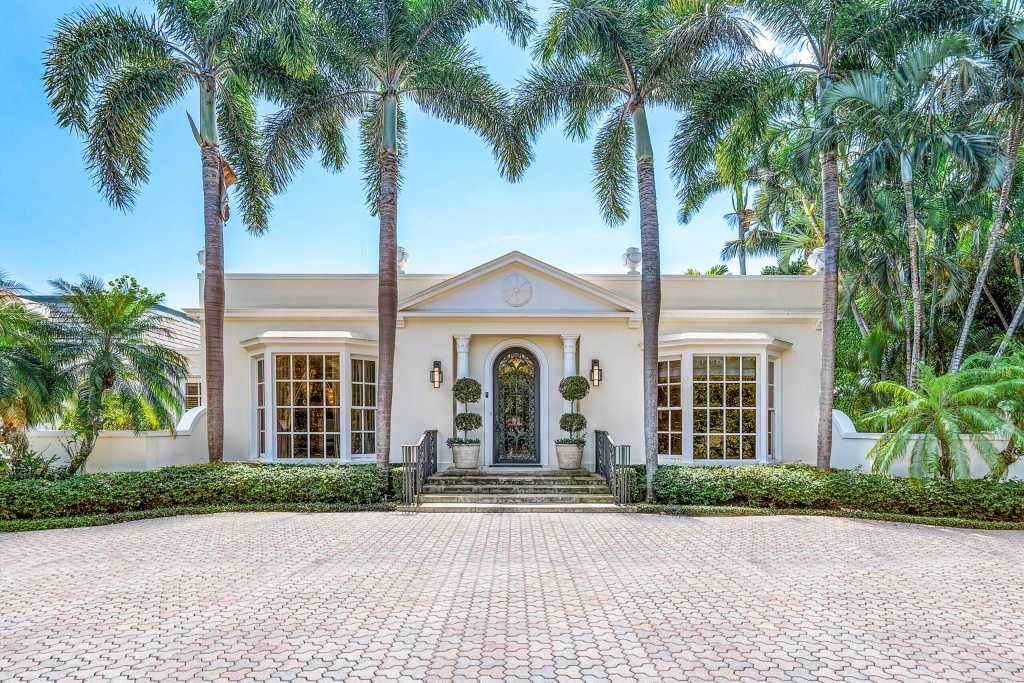 Palm Beach, Regency-style house